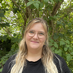 Fabienne Ritter<br>Pädagogische Fachperson / Montessori Pädagogin<br>Im VIKI seit August 2010<br>Gruppe Riesen